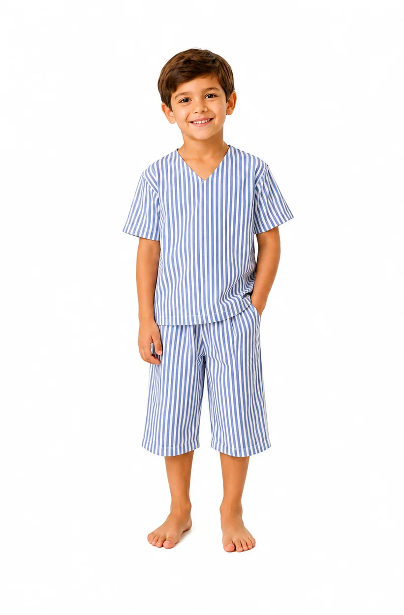 PIJAMA HOSPITALAR INFANTIL EM PERCAL AZUL LISTRAS – CONFORTO E PRATICIDADE PARA OS PEQUENOS